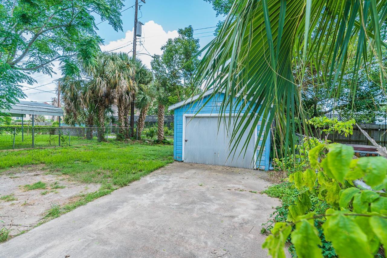Uptown Cottage Newly Updated Home Near The Strand Galveston Harbor And Utmb Exteriör bild