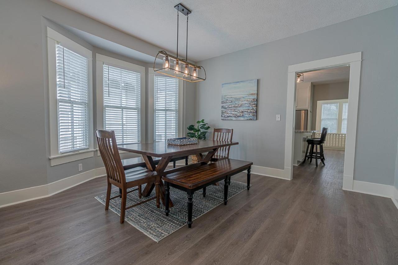 Uptown Cottage Newly Updated Home Near The Strand Galveston Harbor And Utmb Exteriör bild