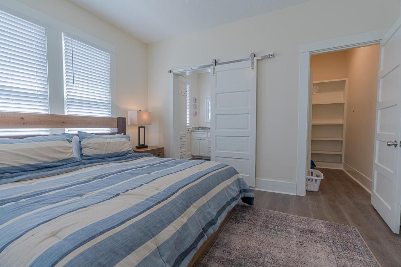 Uptown Cottage Newly Updated Home Near The Strand Galveston Harbor And Utmb Exteriör bild